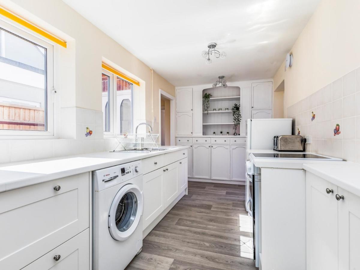 Pass The Keys Lovely Ground Floor Flat With Large Garden 치체스터 외부 사진